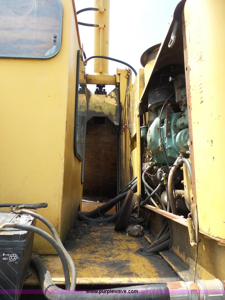 image for item BS9634 Mac Corporation car crusher