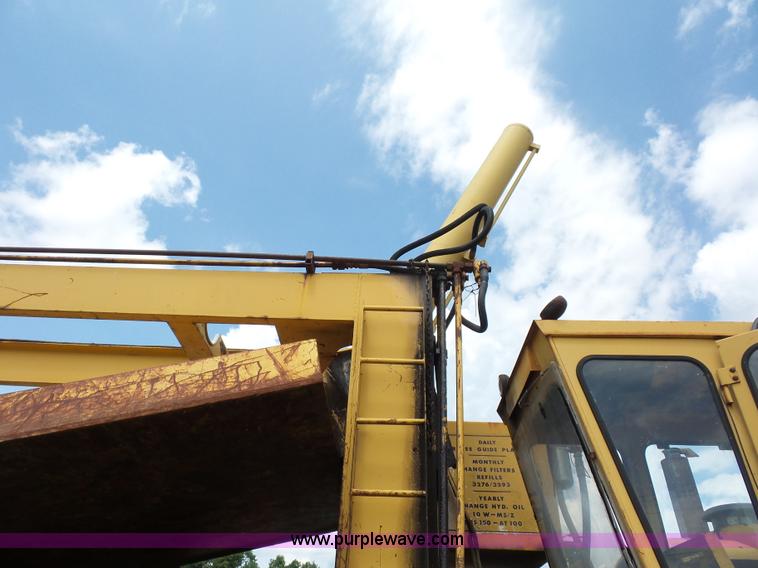 image for item BS9634 Mac Corporation car crusher