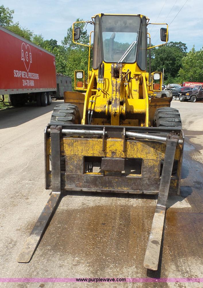 image for item BS9635 1993 John Deere 444E wheel loader