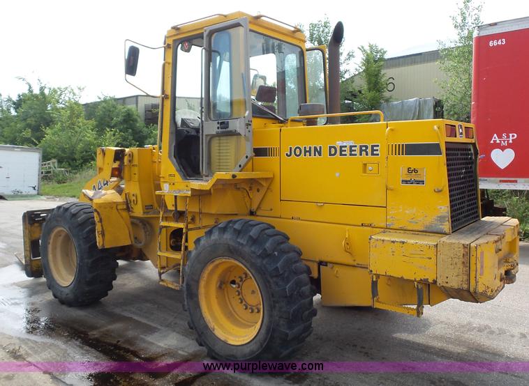 image for item BS9635 1993 John Deere 444E wheel loader