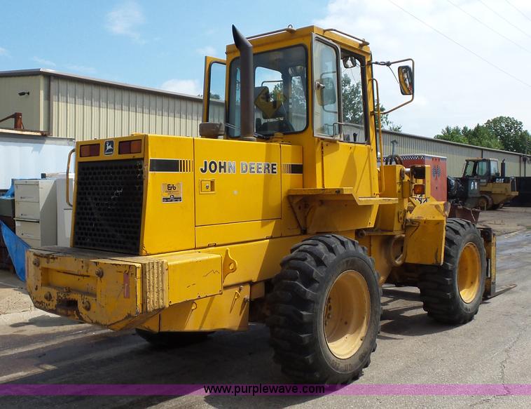 image for item BS9635 1993 John Deere 444E wheel loader