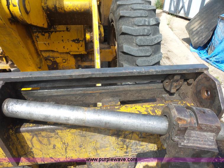 image for item BS9635 1993 John Deere 444E wheel loader