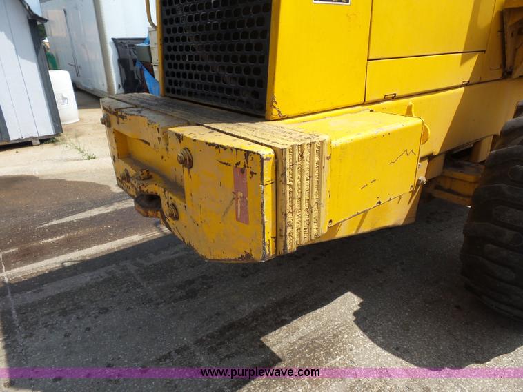 image for item BS9635 1993 John Deere 444E wheel loader