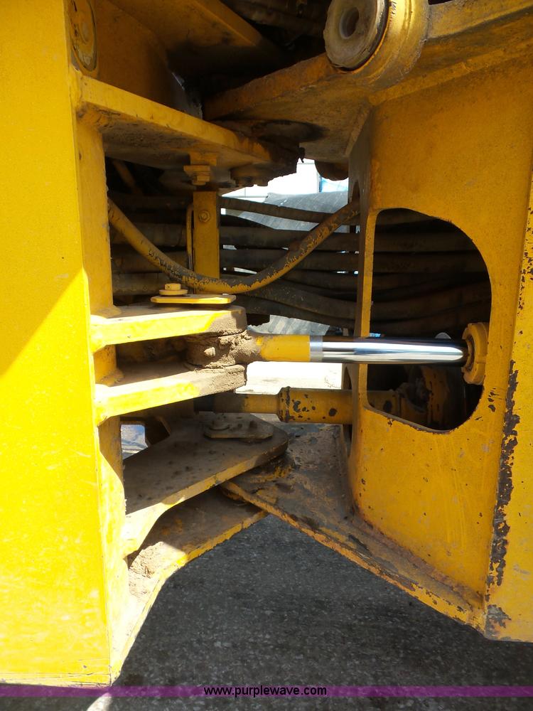 image for item BS9635 1993 John Deere 444E wheel loader