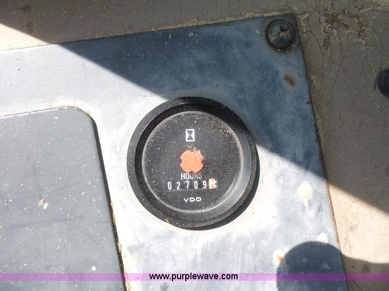 image for item BS9635 1993 John Deere 444E wheel loader