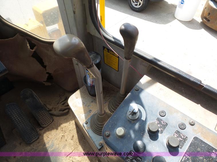 image for item BS9635 1993 John Deere 444E wheel loader