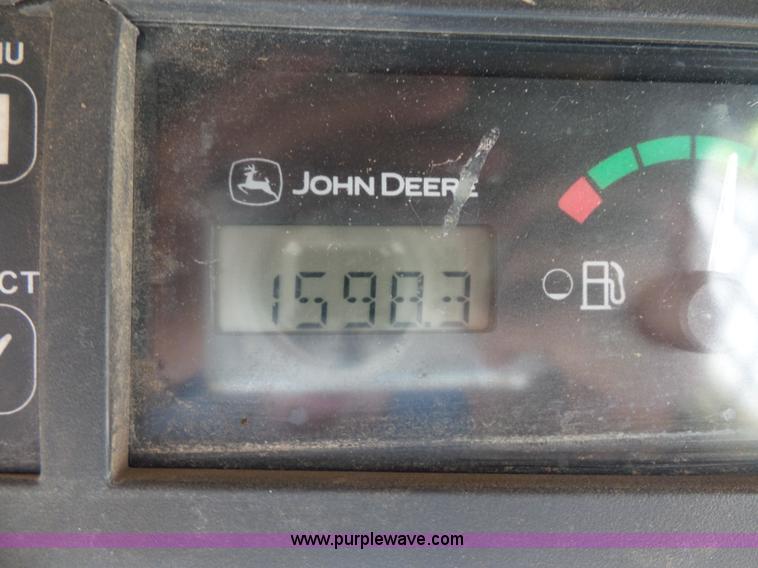 image for item BS9636 2005 John Deere 325 skid steer