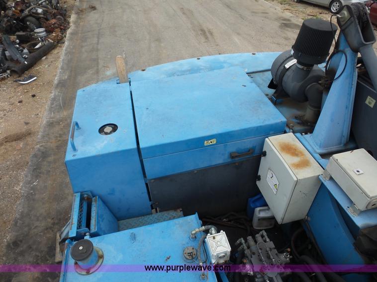 image for item BS9643 2005 Terex-Fuchs MHL340 rubber tire excavator