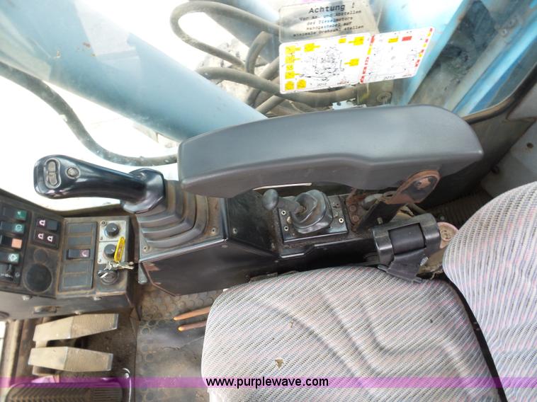 image for item BS9643 2005 Terex-Fuchs MHL340 rubber tire excavator