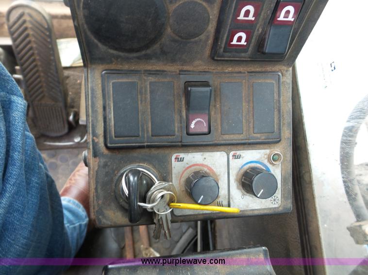 image for item BS9643 2005 Terex-Fuchs MHL340 rubber tire excavator