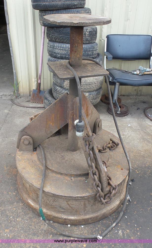 image for item BS9643 2005 Terex-Fuchs MHL340 rubber tire excavator