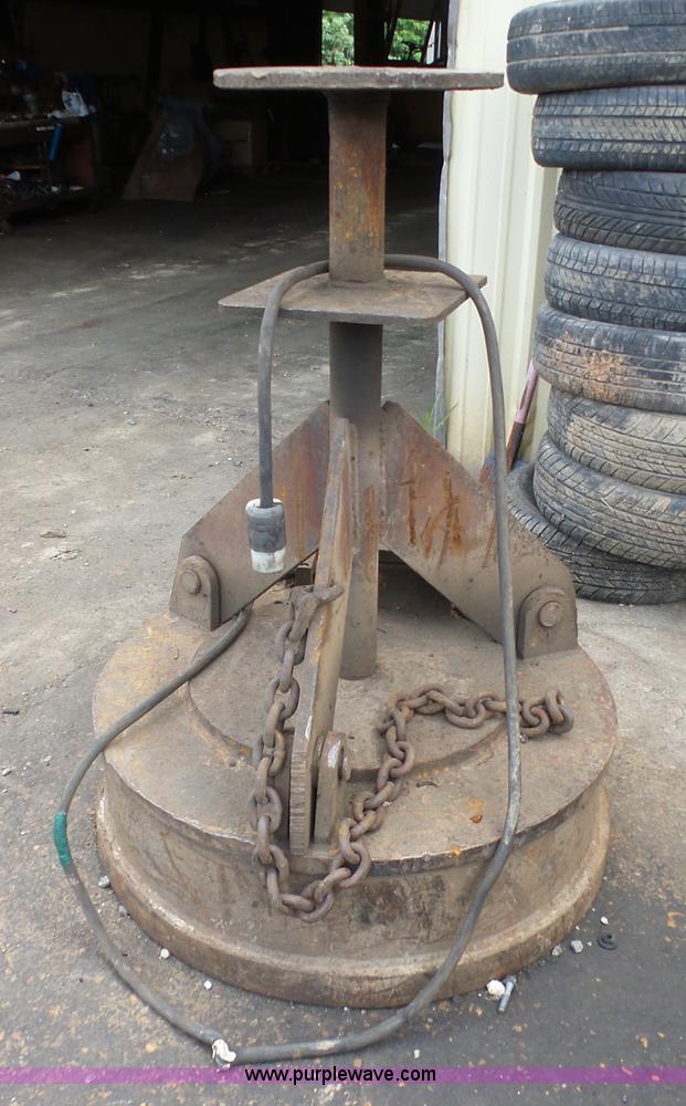 image for item BS9643 2005 Terex-Fuchs MHL340 rubber tire excavator