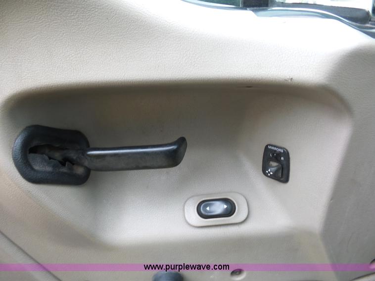 image for item BS9645 2006 Sterling A9500 semi truck