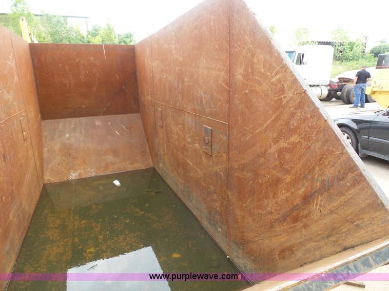 image for item BS9648 Lugger bucket