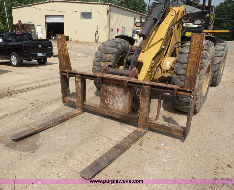image for item BS9649 2005 Caterpillar 924G wheel loader