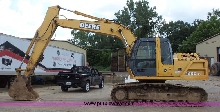 image for item BS9650 2005 John Deere 160C LC excavator
