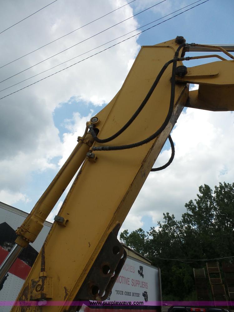 image for item BS9650 2005 John Deere 160C LC excavator