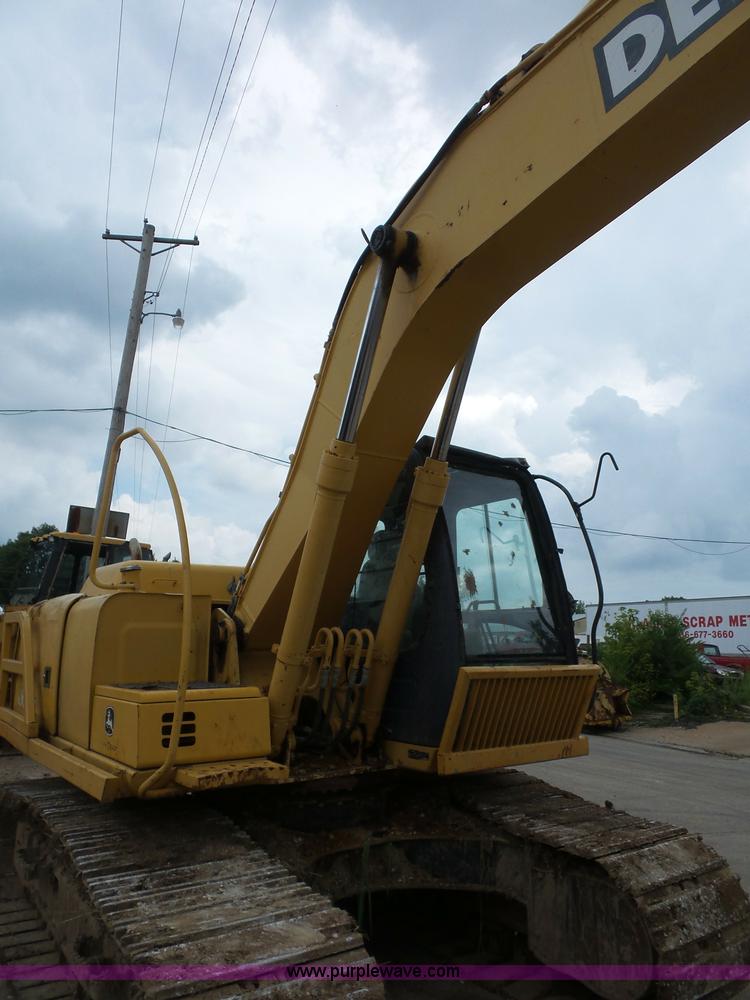 image for item BS9650 2005 John Deere 160C LC excavator