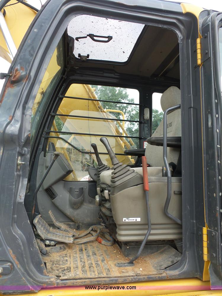 image for item BS9650 2005 John Deere 160C LC excavator