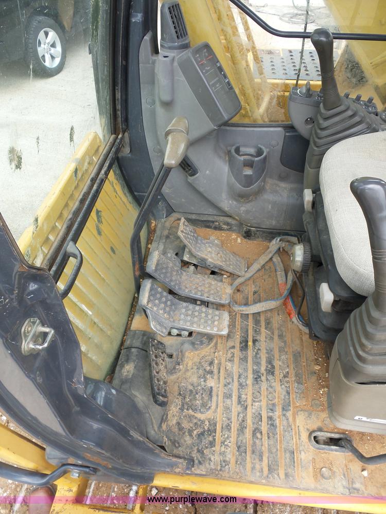 image for item BS9650 2005 John Deere 160C LC excavator