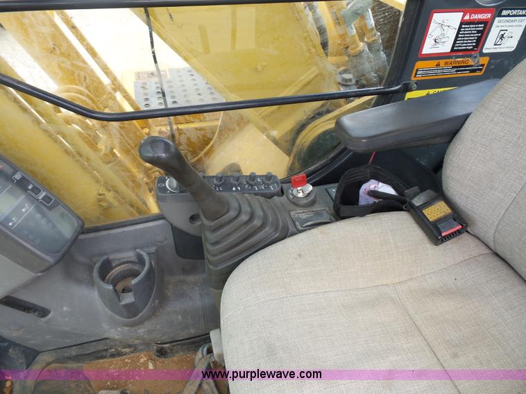 image for item BS9650 2005 John Deere 160C LC excavator