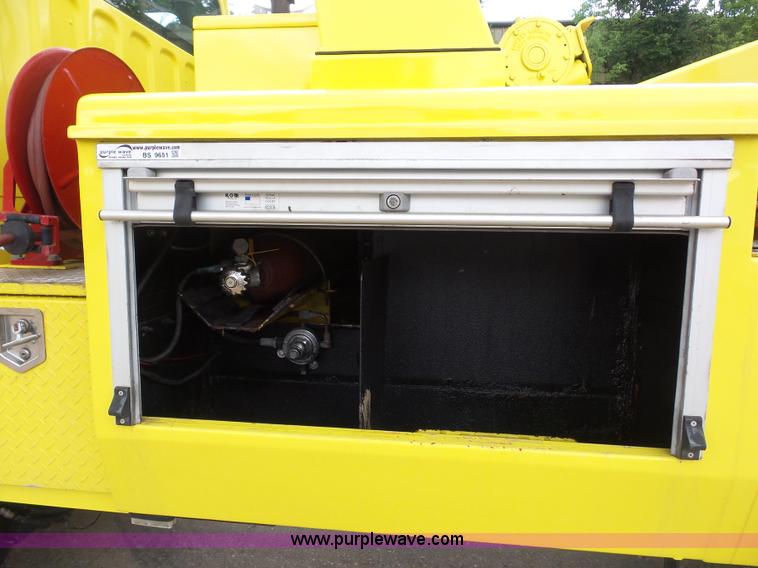 image for item BS9651 2009 Freightliner Business Class M2 wrecker truck