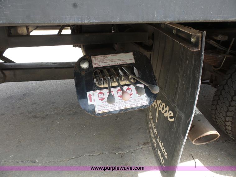 image for item BS9652 2011 Dodge Ram 5500HD rollback truck