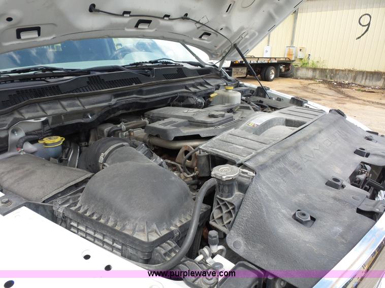 image for item BS9652 2011 Dodge Ram 5500HD rollback truck