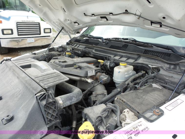 image for item BS9652 2011 Dodge Ram 5500HD rollback truck