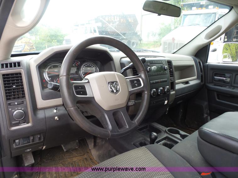 image for item BS9652 2011 Dodge Ram 5500HD rollback truck