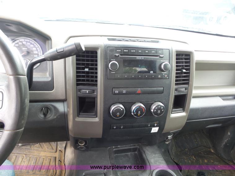 image for item BS9652 2011 Dodge Ram 5500HD rollback truck