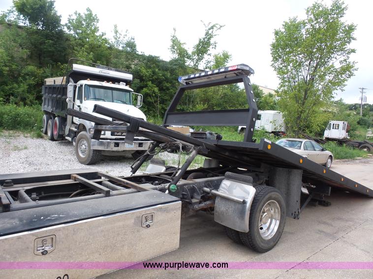 image for item BS9652 2011 Dodge Ram 5500HD rollback truck