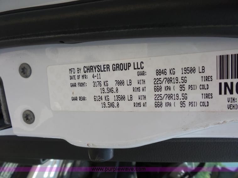 image for item BS9652 2011 Dodge Ram 5500HD rollback truck