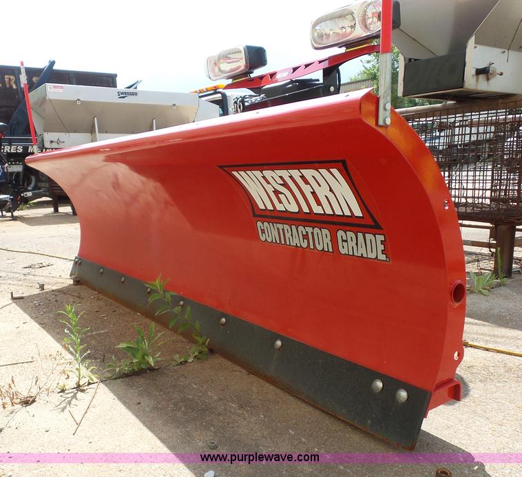 image for item BS9653 Salt spreader and snow plow