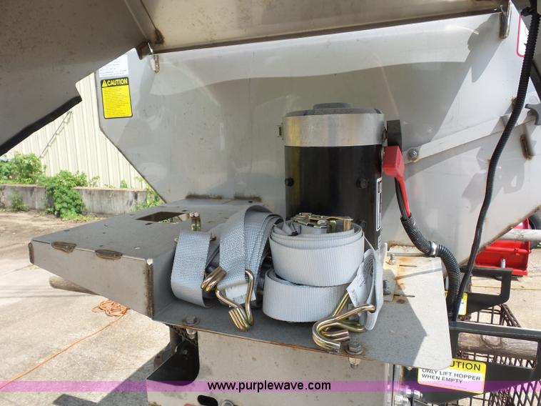 image for item BS9653 Salt spreader and snow plow