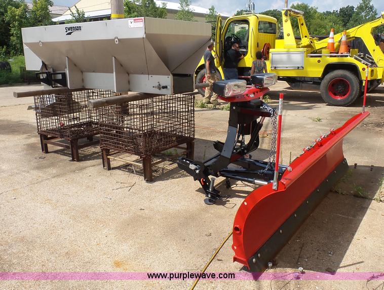 image for item BS9653 Salt spreader and snow plow