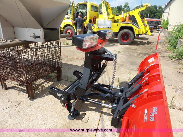 image for item BS9653 Salt spreader and snow plow