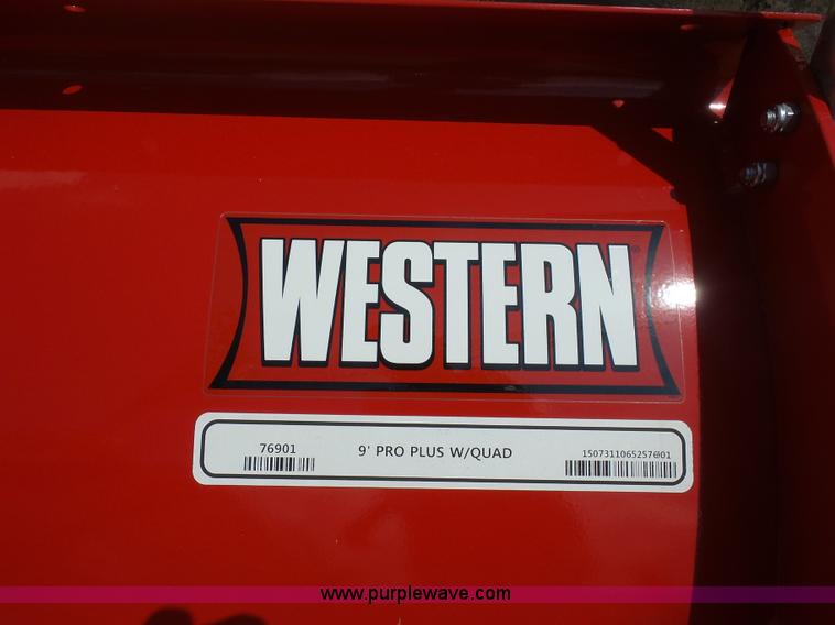 image for item BS9653 Salt spreader and snow plow