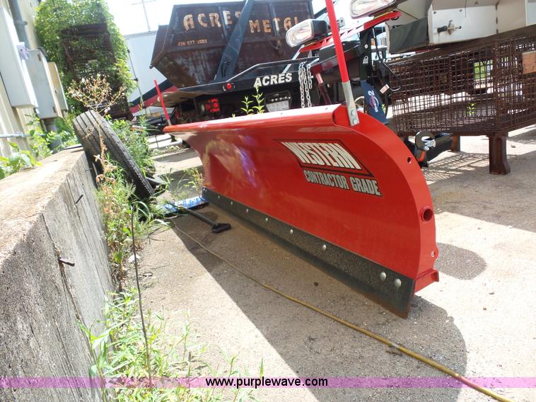 image for item BS9654 Salt spreader and snow plow