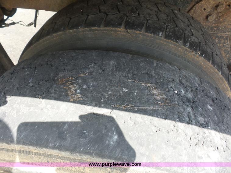 image for item BS9656 1994 Ford LTS9000 lugger truck