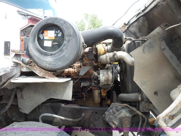 image for item BS9656 1994 Ford LTS9000 lugger truck