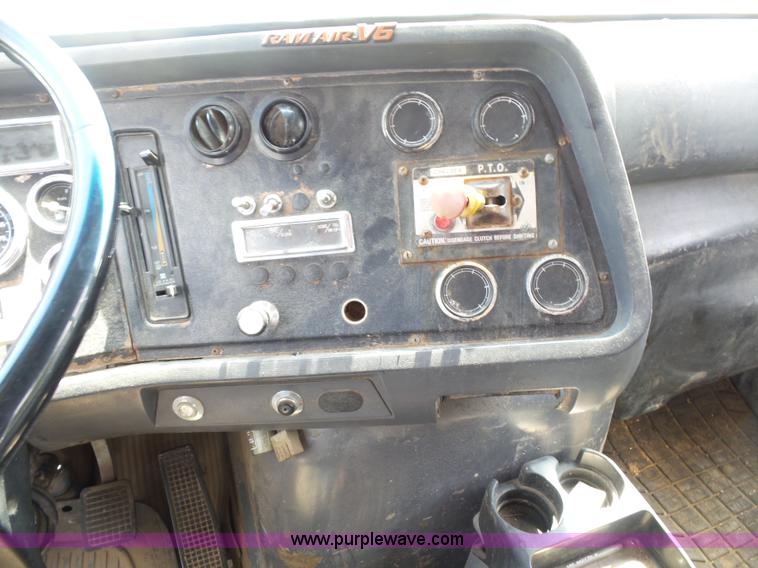 image for item BS9656 1994 Ford LTS9000 lugger truck