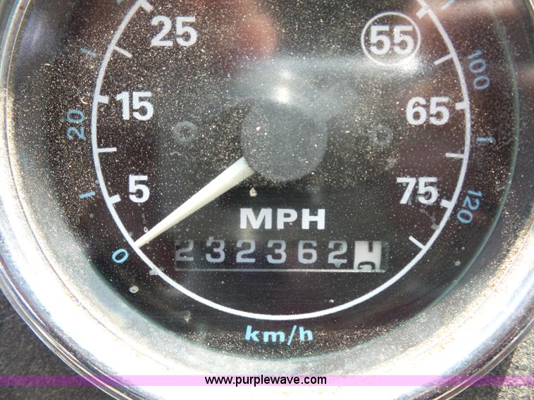 image for item BS9656 1994 Ford LTS9000 lugger truck