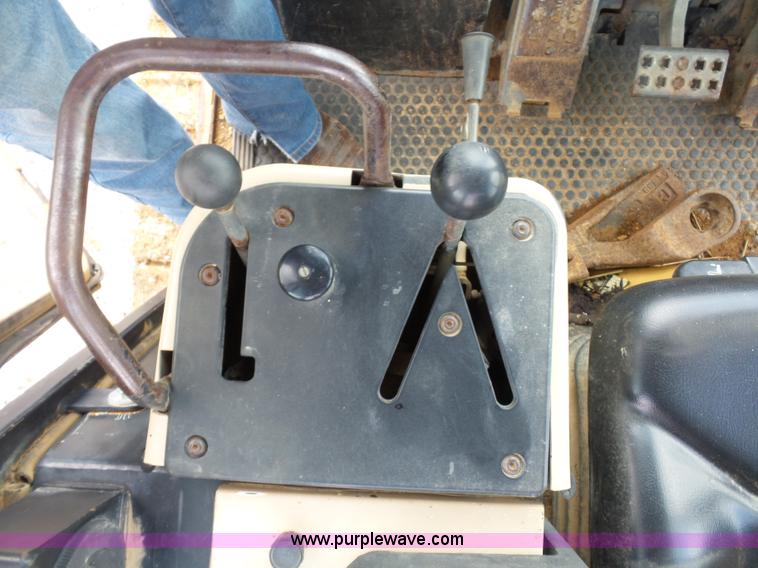 image for item BS9657 1996 Caterpillar 953C track loader