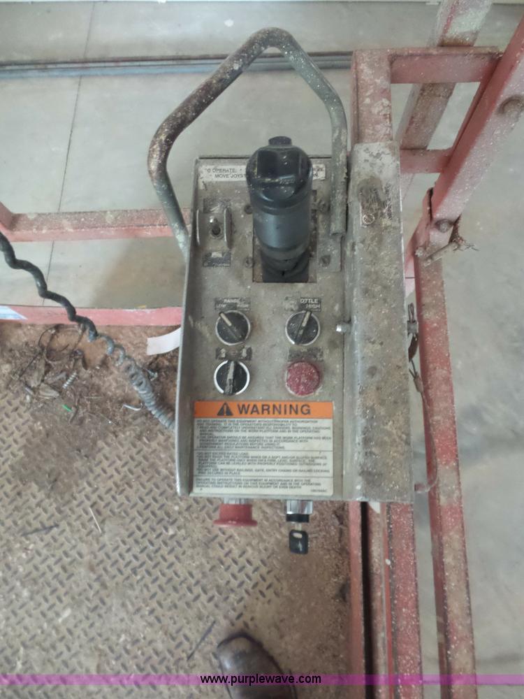 image for item BS9658 Skyjack SJ7027 scissor lift