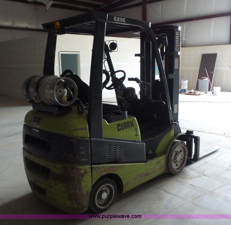image for item BS9659 Clark C25C forklift