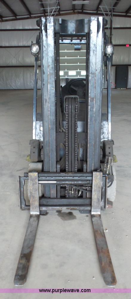 image for item BS9659 Clark C25C forklift