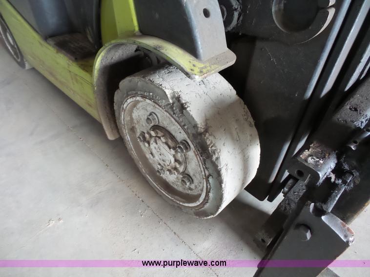 image for item BS9659 Clark C25C forklift