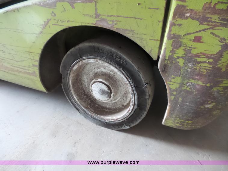 image for item BS9659 Clark C25C forklift