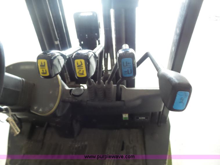 image for item BS9659 Clark C25C forklift